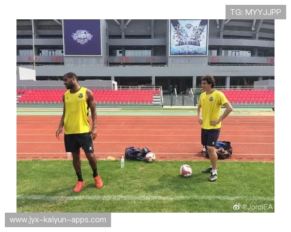 俱乐部晒出球员康复前后对比照，恢复效果惊人